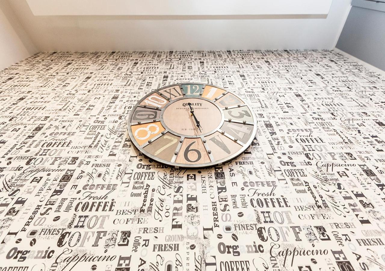 B&B Vico Milano 18 Napoli Eksteriør bilde