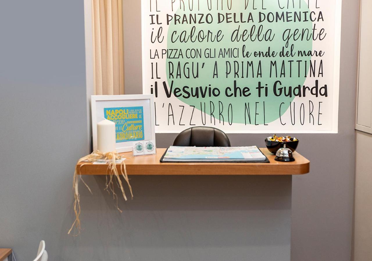 B&B Vico Milano 18 Napoli Eksteriør bilde